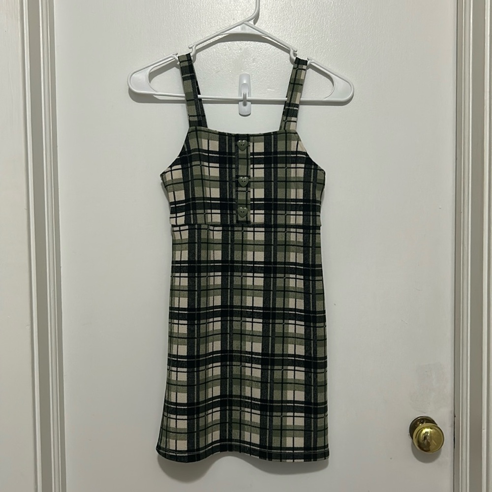 Jenna & Jessie dress without shirt